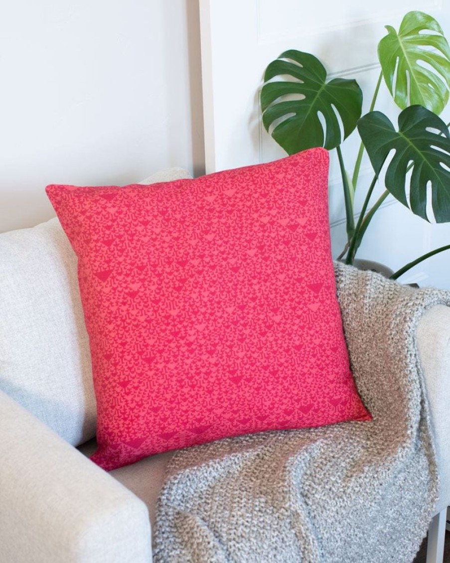 Home Cognitive Surplus | Cellular Automata Pillow Cover