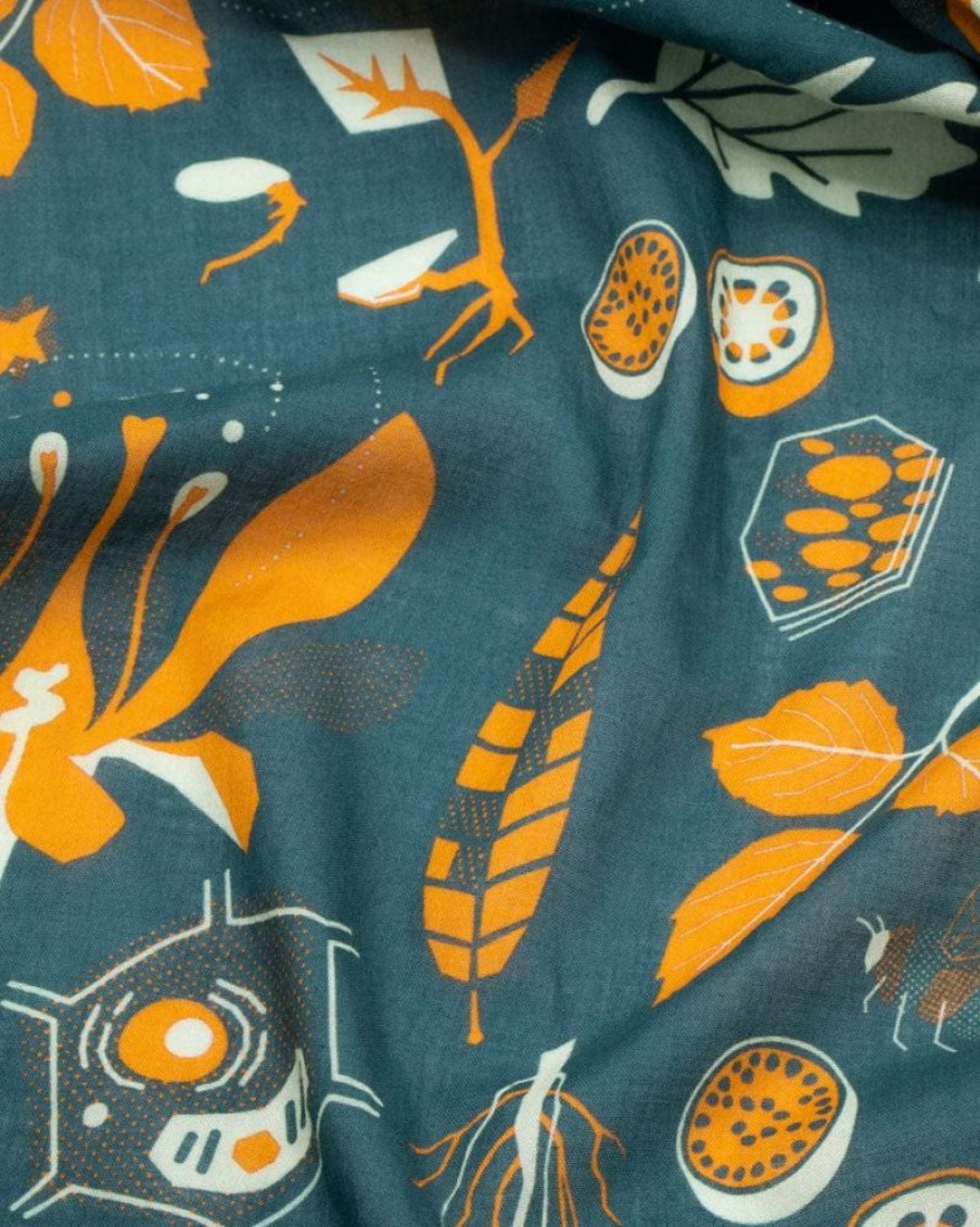 Apparel Cognitive Surplus | Retro Botany Scarf